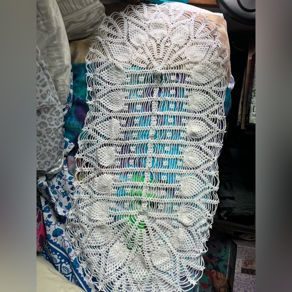 Vintage Handmade Doily / Altar Cloth - Picture 7 of 9